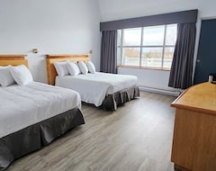 Hotel Hébergement Fort Prével (Gaspe, Canada)