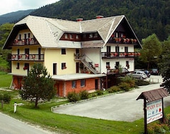 Pansion Bed & Breakfast Hisa Resje (Bohinjska Bistrica, Slovenija)