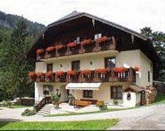 Hotel Haus Oberascher (Hintersee, Austria)