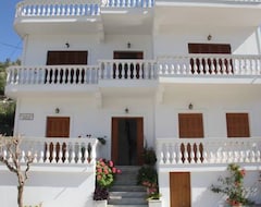 Hotel Anesis (Diafani, Grecia)