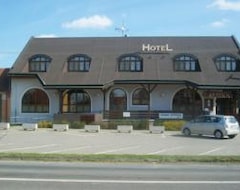 Hotel U Racka (OstroZská Nová Ves, Češka Republika)