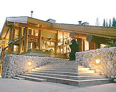 Khách sạn Moraine Lake Lodge (Lake Louise, Canada)