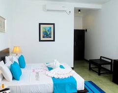 Khách sạn Coco Royal Beach Resort Pvt Ltd (Kalutara, Sri Lanka)