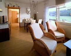 Tüm Ev/Apart Daire Modern 3-star Apartment With A Romantic Flair, Near The Beach And Lake (Bischoffen, Almanya)