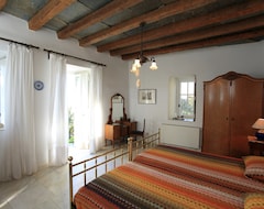 Toàn bộ căn nhà/căn hộ Montofoli Wine Estate (Karystos, Hy Lạp)