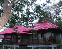 Lomakeskus Lamai Koh Phayam Resort (Ranong, Thaimaa)