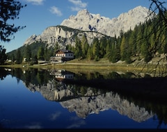 Hotel Chalet Lago Antorno (Misurina, Italija)