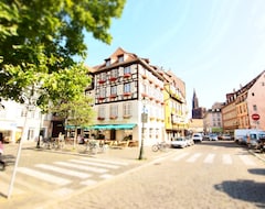 Khách sạn Hotel Restaurant Au Cerf D'Or (Strasbourg, Pháp)