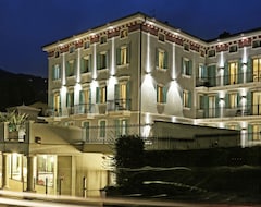 Mefuta Hotel (Gardone Riviera, İtalya)