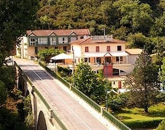 Khách sạn Hotel Logis du Pont (Ambialet, Pháp)