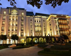 Khách sạn Ambassadori Tbilisi Hotel (Tbilisii, Georgia)