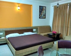 Otel Revankar Comforts (Hubli, Hindistan)