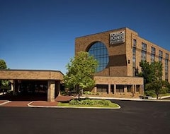Otel Four Points by Sheraton Milwaukee North Shore (Brown Deer, ABD)