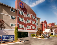 Hotel Executive Residency by Best Western Navigator Inn & Suites (Everett, USA)