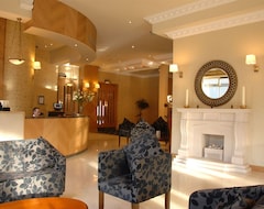 Khách sạn Villa Rose Hotel (Ballybofey, Ai-len)
