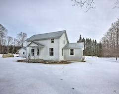 Entire House / Apartment New! Home Near Manistee River, 10 Mi To Fife Lake (Fife Lake, USA)