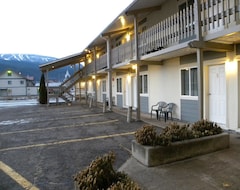 Fireweed Motel (Smithers, Canada)