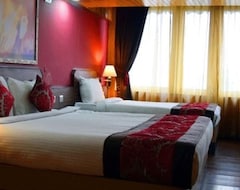 Hotel Summit Yashshree Suites And Spa (Darjeeling, India)
