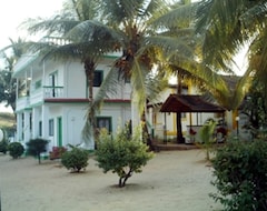 Resort/Odmaralište Mandrem Beach Resort (Pernem, Indija)
