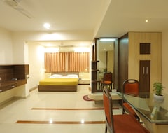 Khách sạn Kapadia Health Club & Hotel (Surat, Ấn Độ)