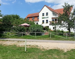 Khách sạn Grober's Reiterhof (Naumburg, Đức)