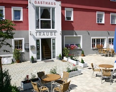 Khách sạn Gasthaus Traube (Dettingen an der Erms, Đức)