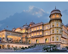Khách sạn Noormahal Palace Hotel (Karnal, Ấn Độ)