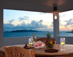 Toàn bộ căn nhà/căn hộ Romantic Private Villa, Panoramic Ocean Views, Pool, Spectacular Outdoor Spaces. (South Hill, Lesser Antilles)