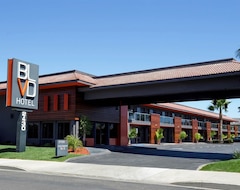 Khách sạn BLVD Newport Beach (Costa Mesa, Hoa Kỳ)