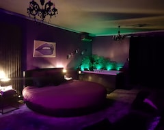 Koko talo/asunto Purple Lovt (Perpignan, Ranska)