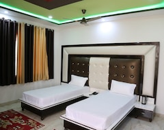 Hotel Dhanraj Palace (Bharatpur, India)