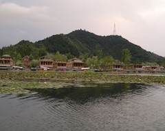 Khách sạn Royal Heritage Houseboats (Srinagar, Ấn Độ)