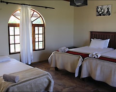 Hotel Fiume Lodge & Game Farm (Grootfontein, Namibia)