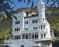 Khách sạn Residence Chateau Des Magnans by Popinns (Jausiers, Pháp)