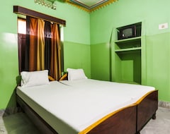 Khách sạn SPOT ON 43309 Indra Bhawan Lodge (Cuttack, Ấn Độ)