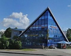 Majatalo Piramida (Kolpino, Venäjä)