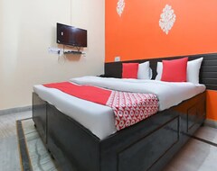 Hotel Oyo 60802 Grand Plaza Highway (Meerut, India)