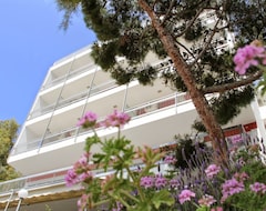 Khách sạn Siagas Beach Hotel (Agioi Theodori, Hy Lạp)