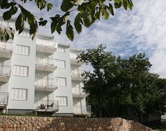 Aparthotel Jadranka (Selce, Croacia)