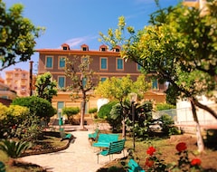 Khách sạn Hotel Villa Sophia (Sanremo, Ý)
