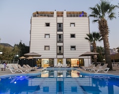 Hotel Kınalıkaya Beach Otel (Güzelçamlı, Turkey)