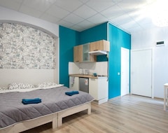 Serviced apartment Variant N17 (St Petersburg, Russia)