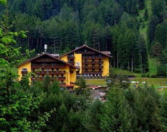 Hotel Shandranj (Tesero, İtalya)