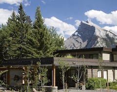 Khách sạn The Juniper (Banff, Canada)