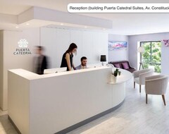 Hotel Puerta Catedral Arenal Suites (Seville, Spain)