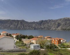 Khách sạn Fabris Apartmani (Kotor, Montenegro)