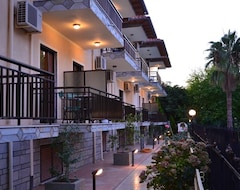Hotelli Elli Maria (Limenas - Thassos, Kreikka)