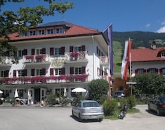 Khách sạn Gasthof Weiherbad (Niederdorf, Ý)