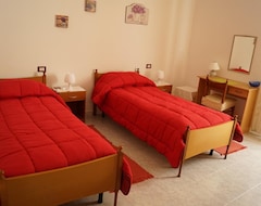 Hotel Bed And Breakfast Hibiscus (Alghero, Italy)