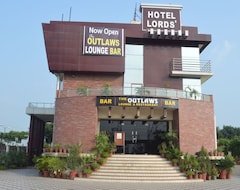 Khách sạn Lords Dehradun (Dehradun, Ấn Độ)